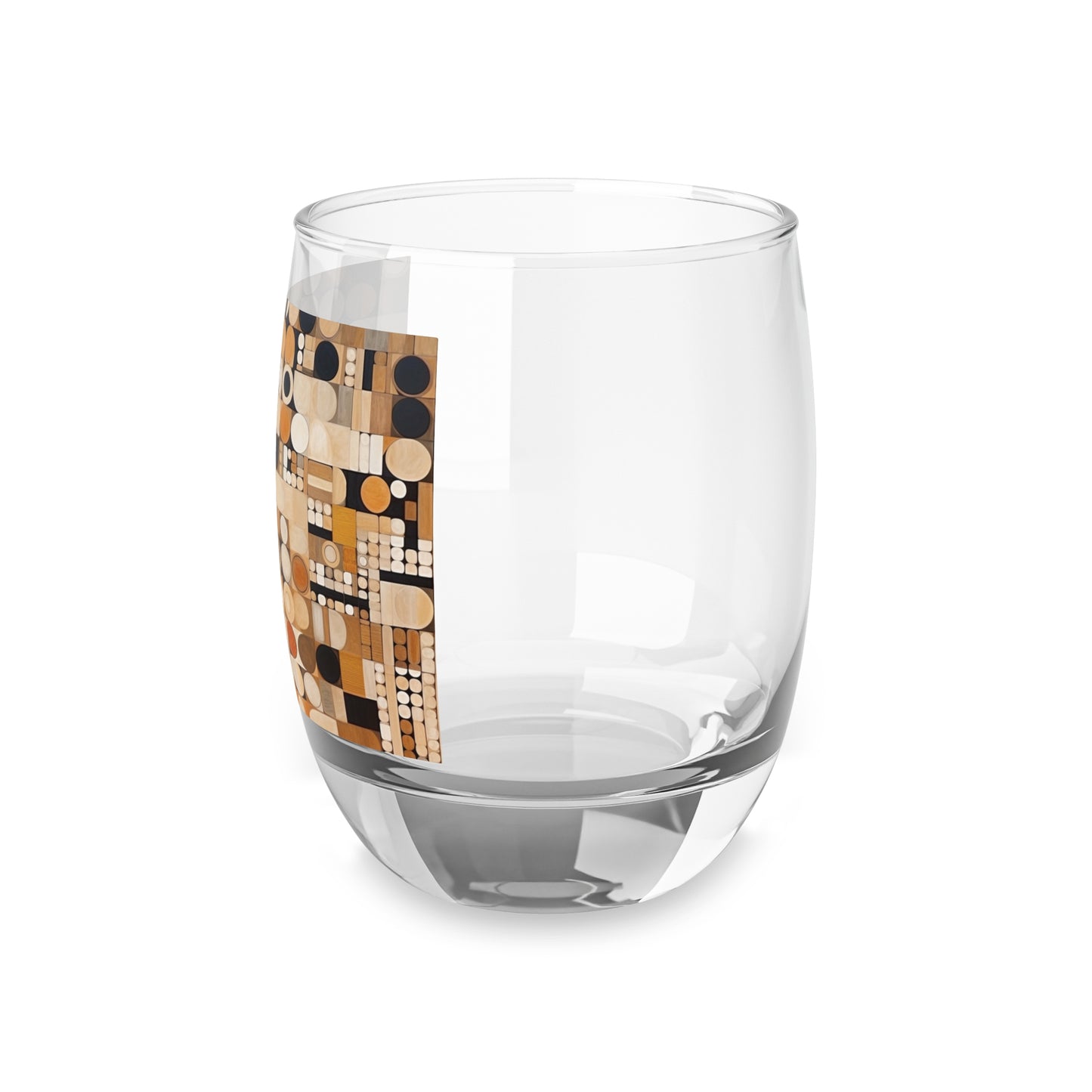 Geometric Serenity Whiskey Glass: A Fusion of Art and Elegance