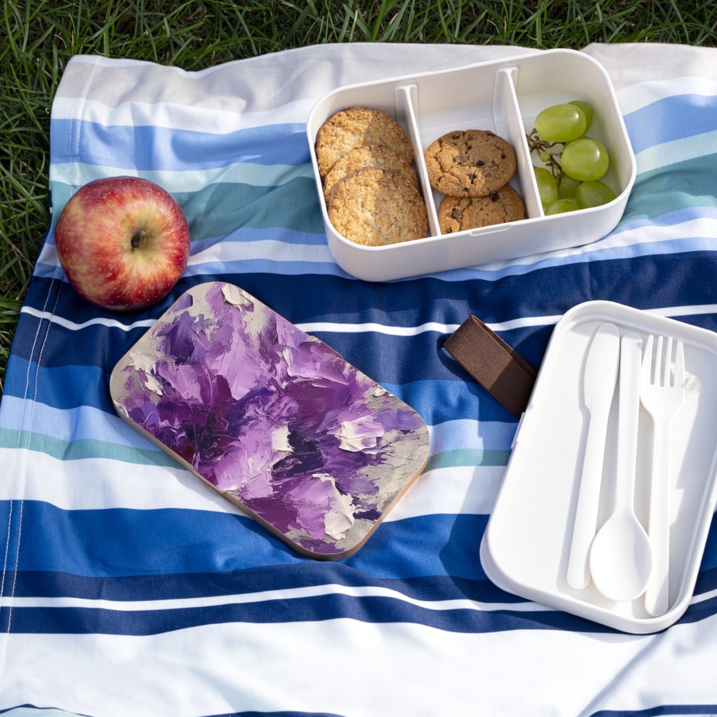 Bento Box with Serene Lavender Painting: Embrace the Tranquility