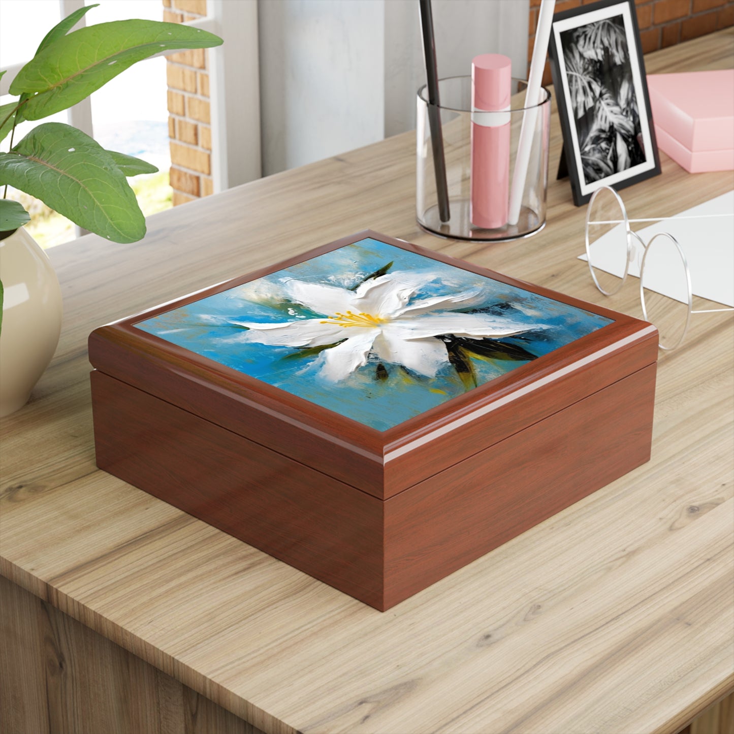 Ethereal Elegance: Jewelry Box featuring an Abstract Oil Painting of Jasmine