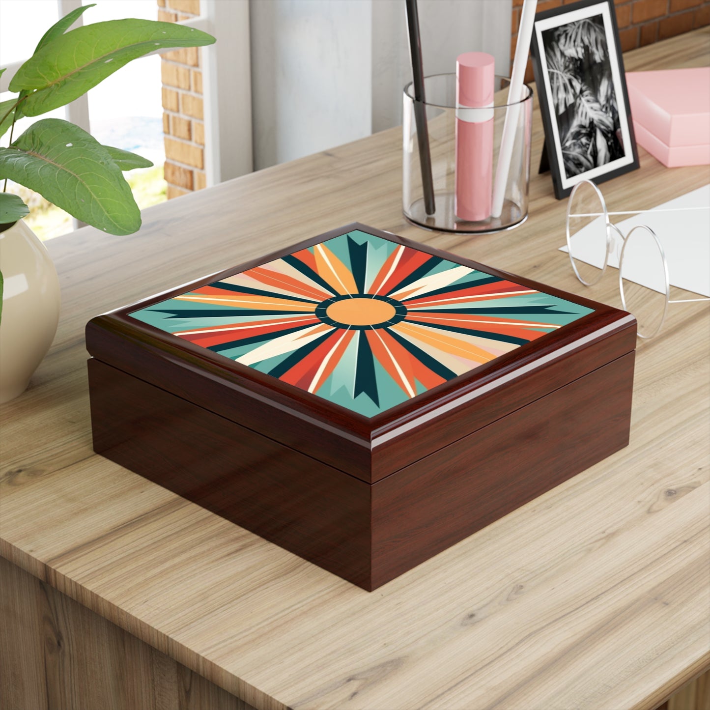 Sip in Style: Starburst Candy Colored Jewelry Box in Atomic Age and Midcentury Modern Design