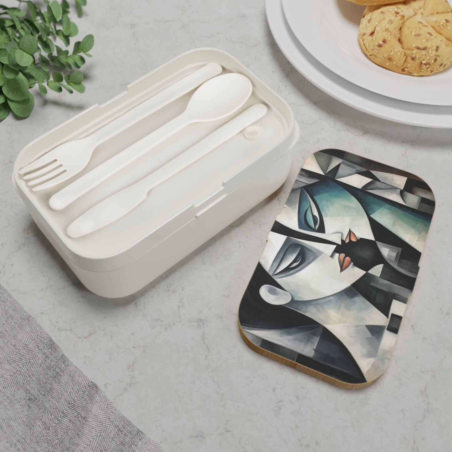 Bento Box with Cubist Art: Artistic Finesse and Abstract Flair