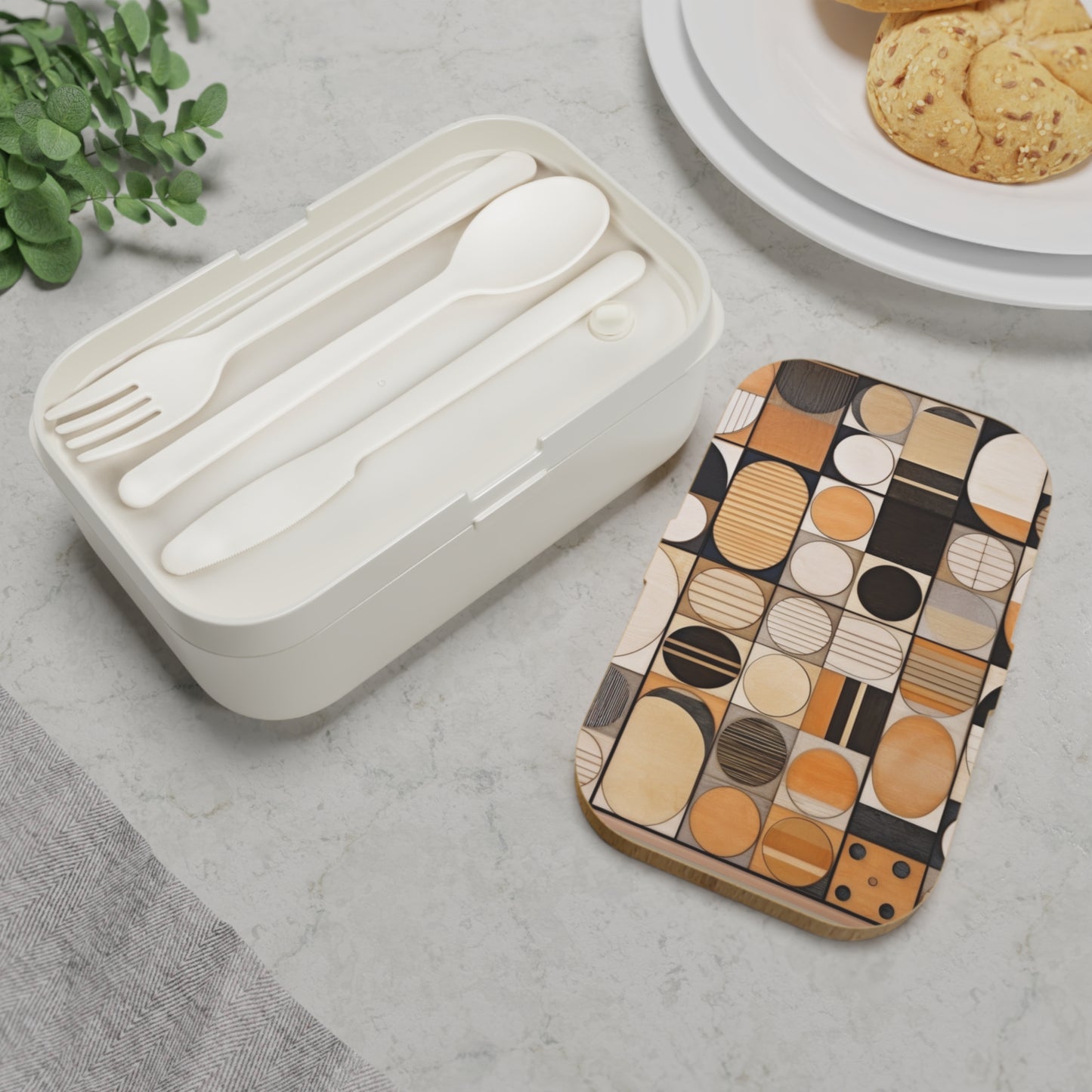 Organic Harmony: Circular Shapes Bento Box