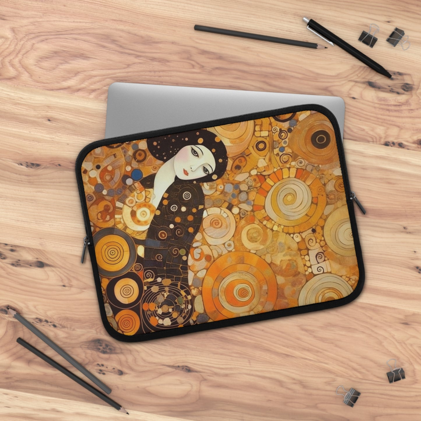 Sensual Symmetry: Laptop Sleeve Embodying the Essence of Symbolism in 19th Century Art