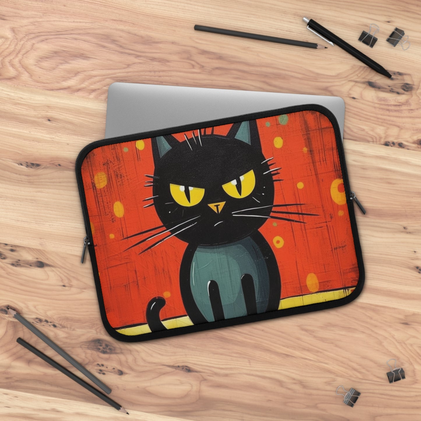Fashionably Retro Feline: Midcentury Modern Laptop Sleeve with a Vintage Cat-Inspired Flair