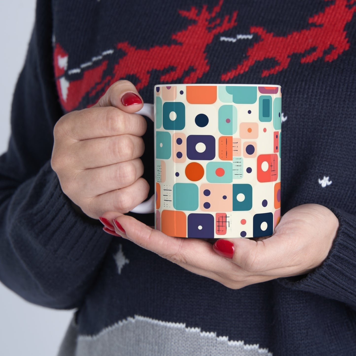 Retro Chic: Atomic Age-Inspired Mug with Midcentury Modern Design and 1960s Fashion