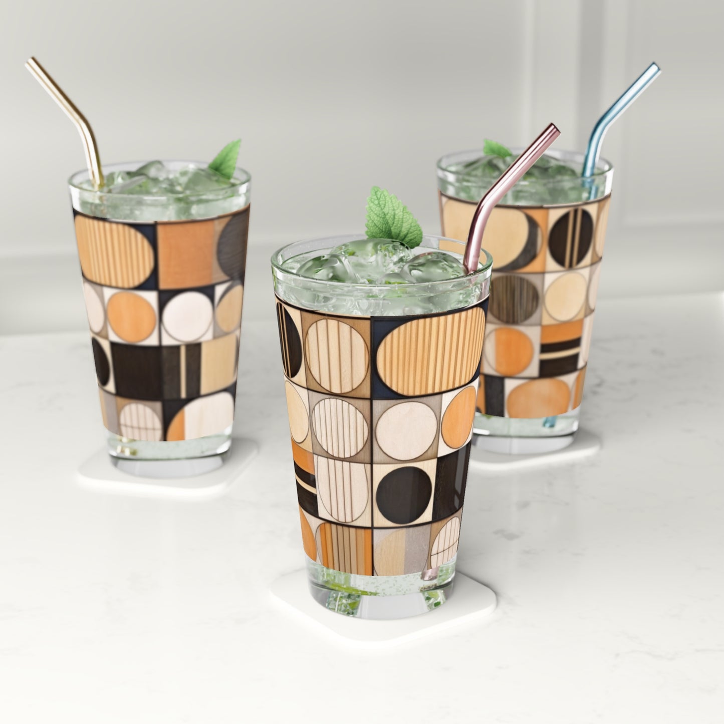 Circular Mosaic: Pint Glass