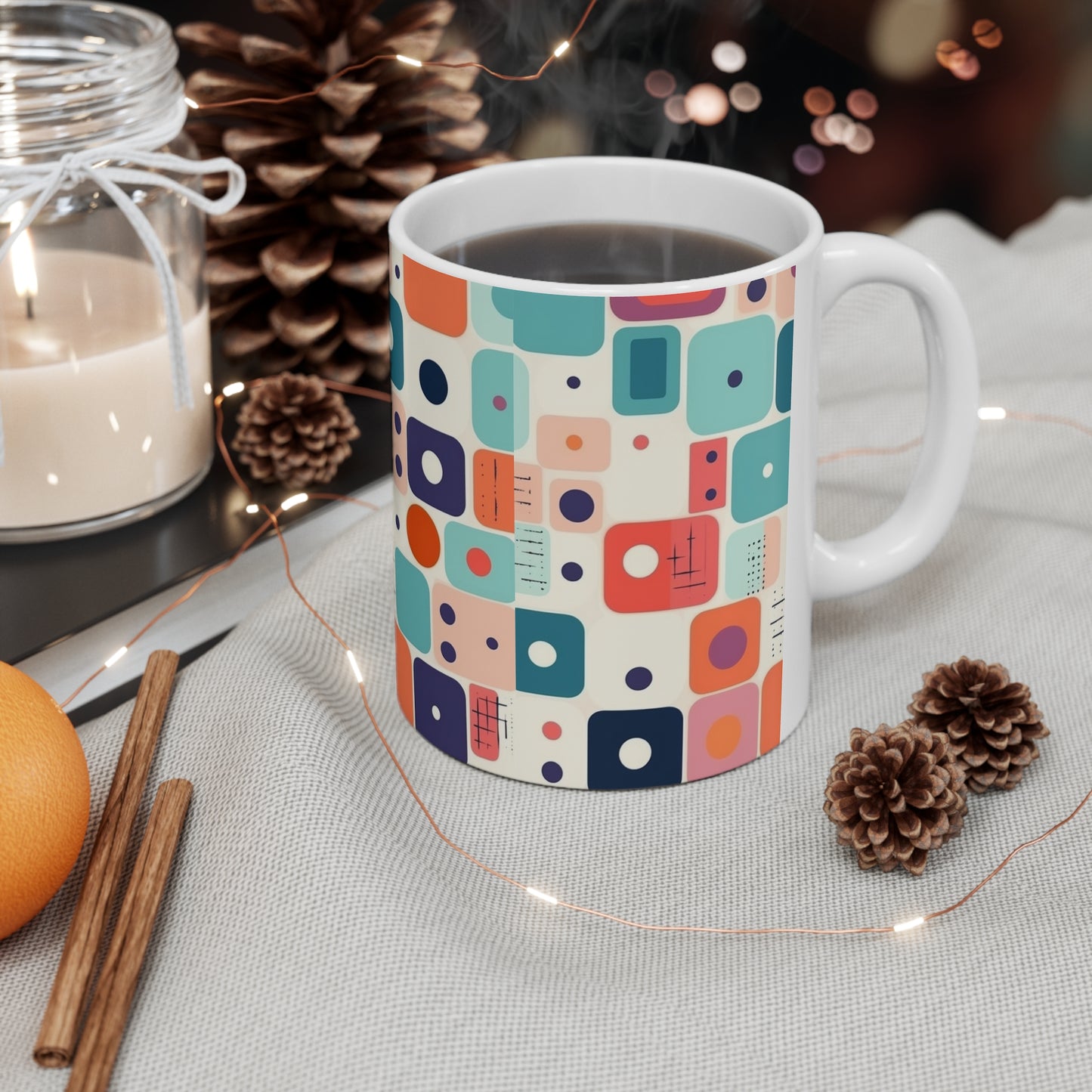 Retro Chic: Atomic Age-Inspired Mug with Midcentury Modern Design and 1960s Fashion