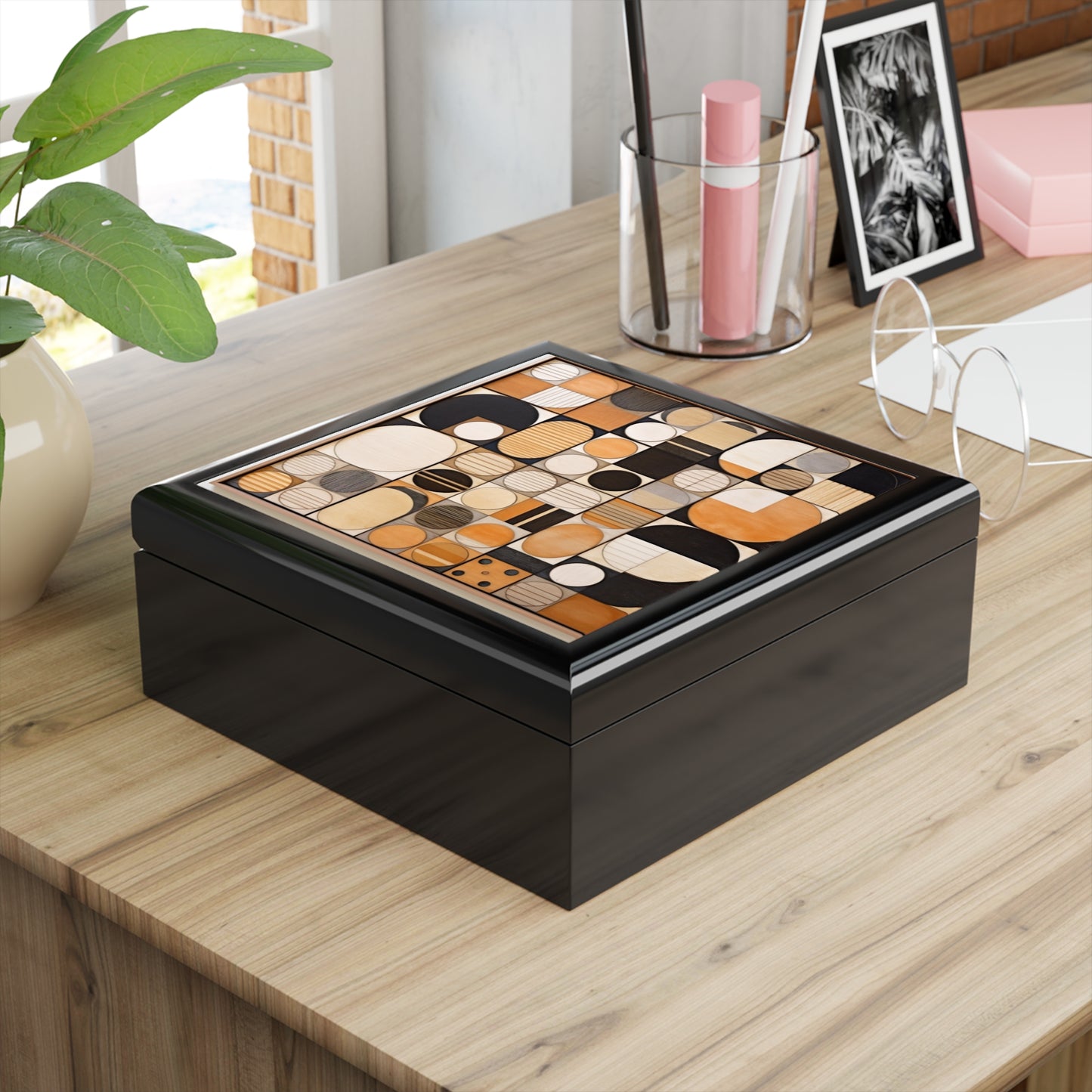 Circular Harmony Jewelry Box: Wood Veneer Mosaics in Graphic Black and White