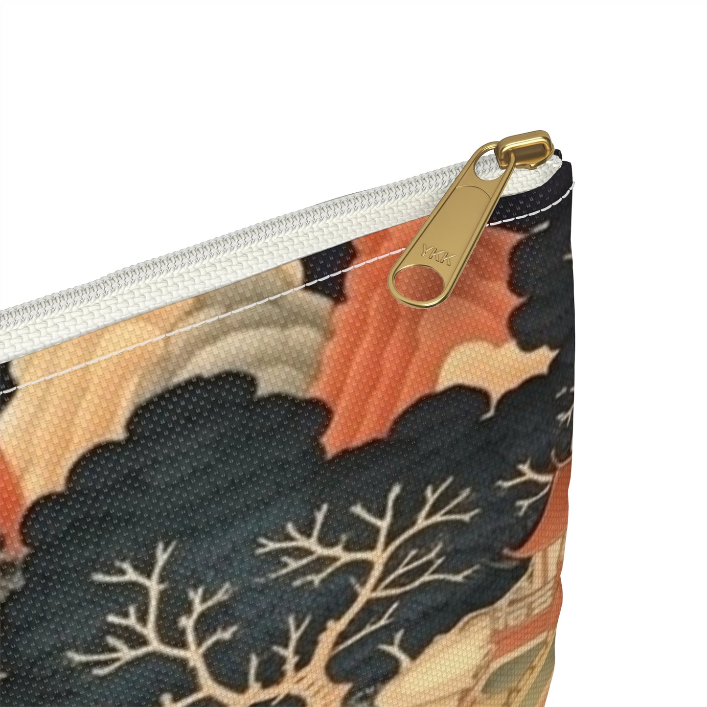 Tapestry Treasures: Japanese-inspired Accessory Pouch for Art Lovers