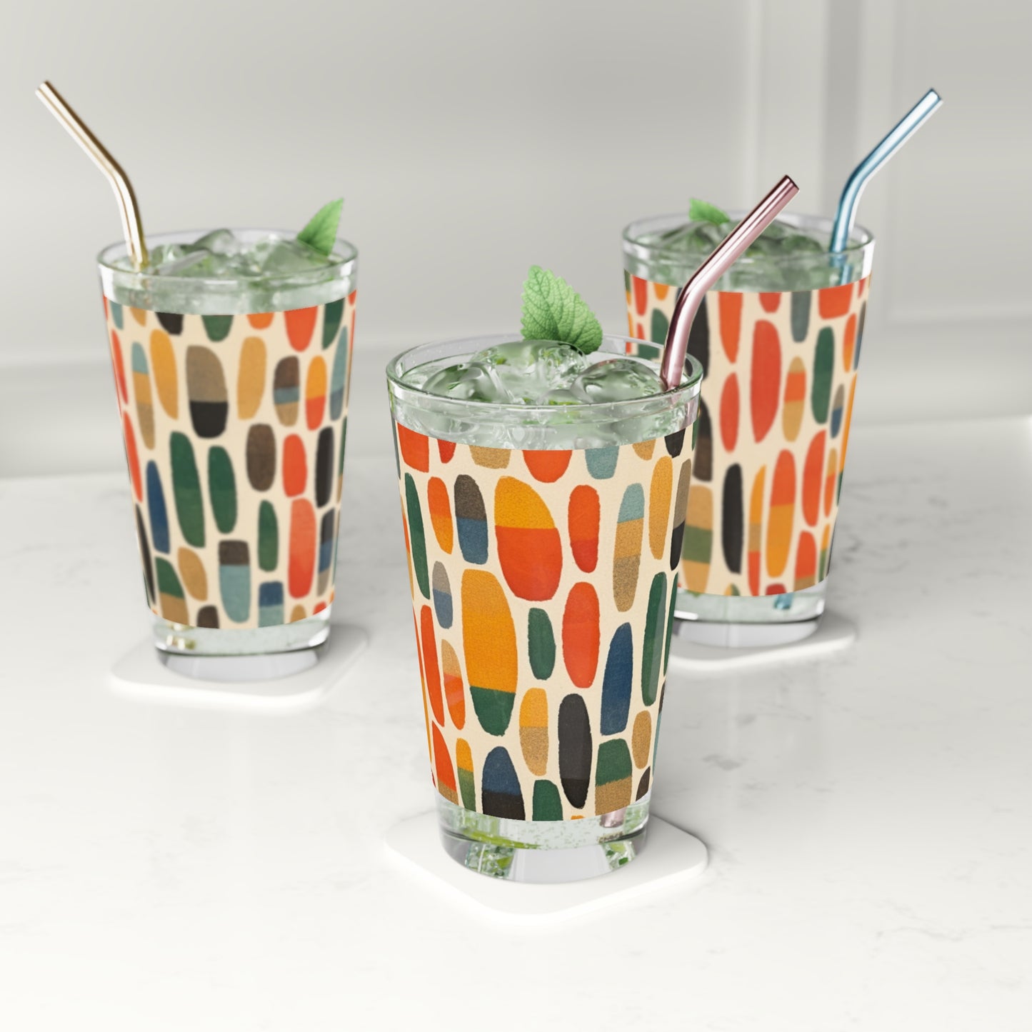 Dynamic Abstract Pint Glass