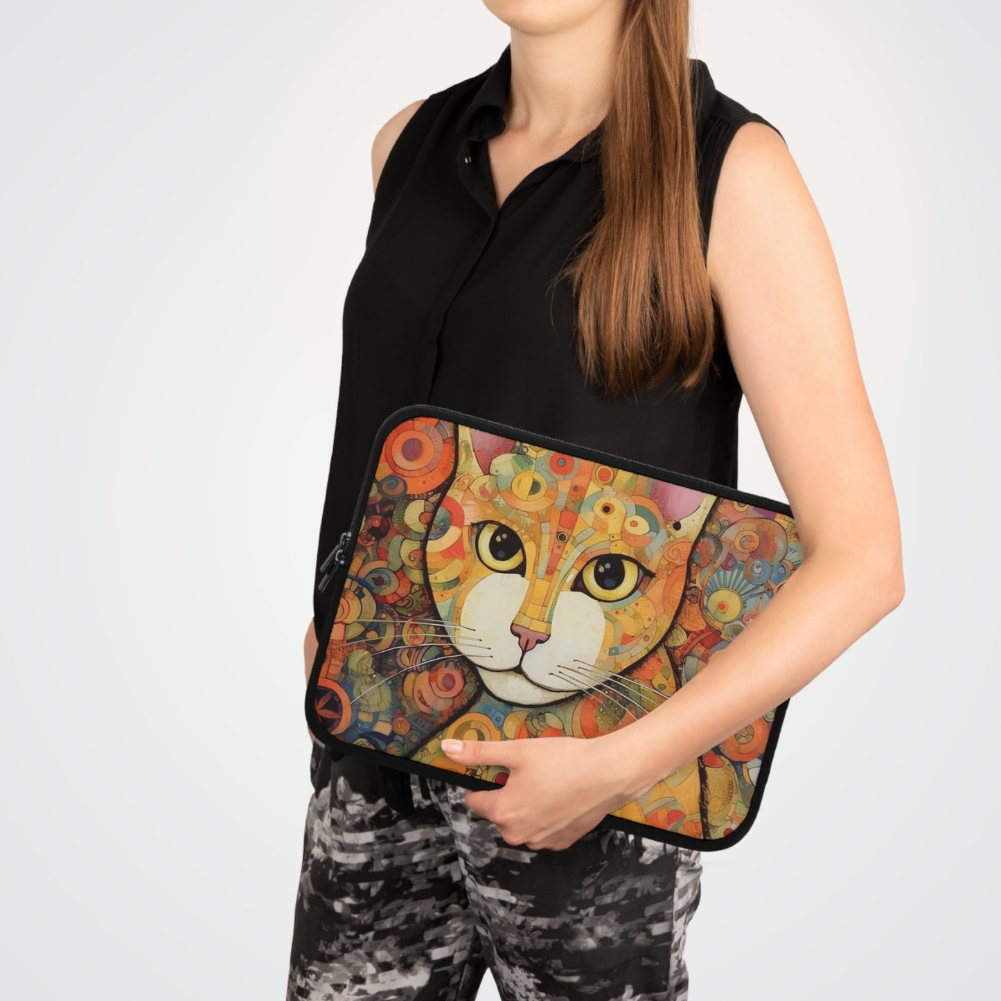 Art Nouveau Revival: Klimt-Inspired Laptop Sleeve