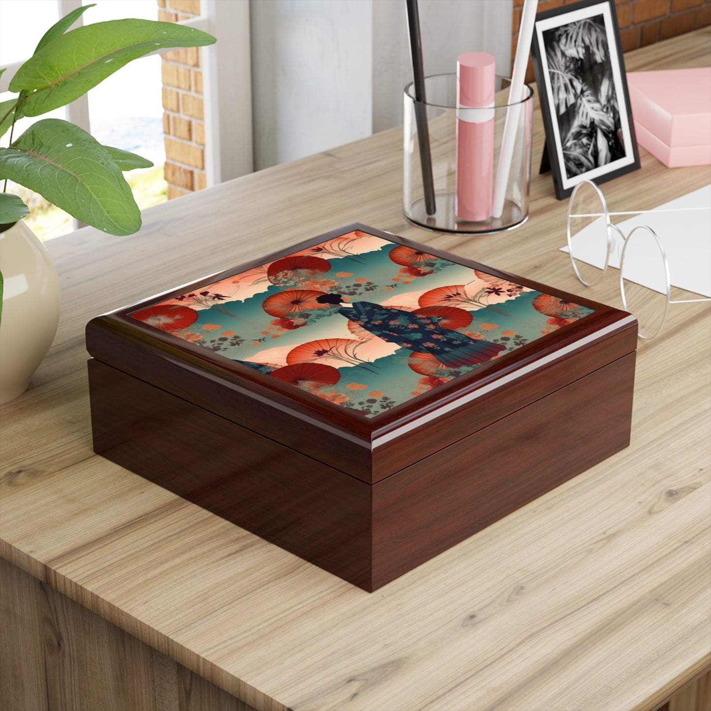 Fashionable Kimono-Inspired Jewelry Box: Unleash Your Style