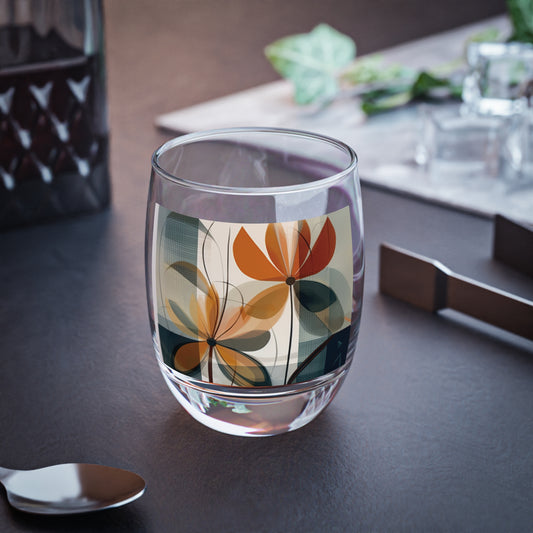 Botanical Chic: Flower Drawings and Minimalist Whiskey Glass Design with Midcentury Flair