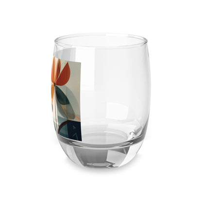 Botanical Chic: Flower Drawings and Minimalist Whiskey Glass Design with Midcentury Flair