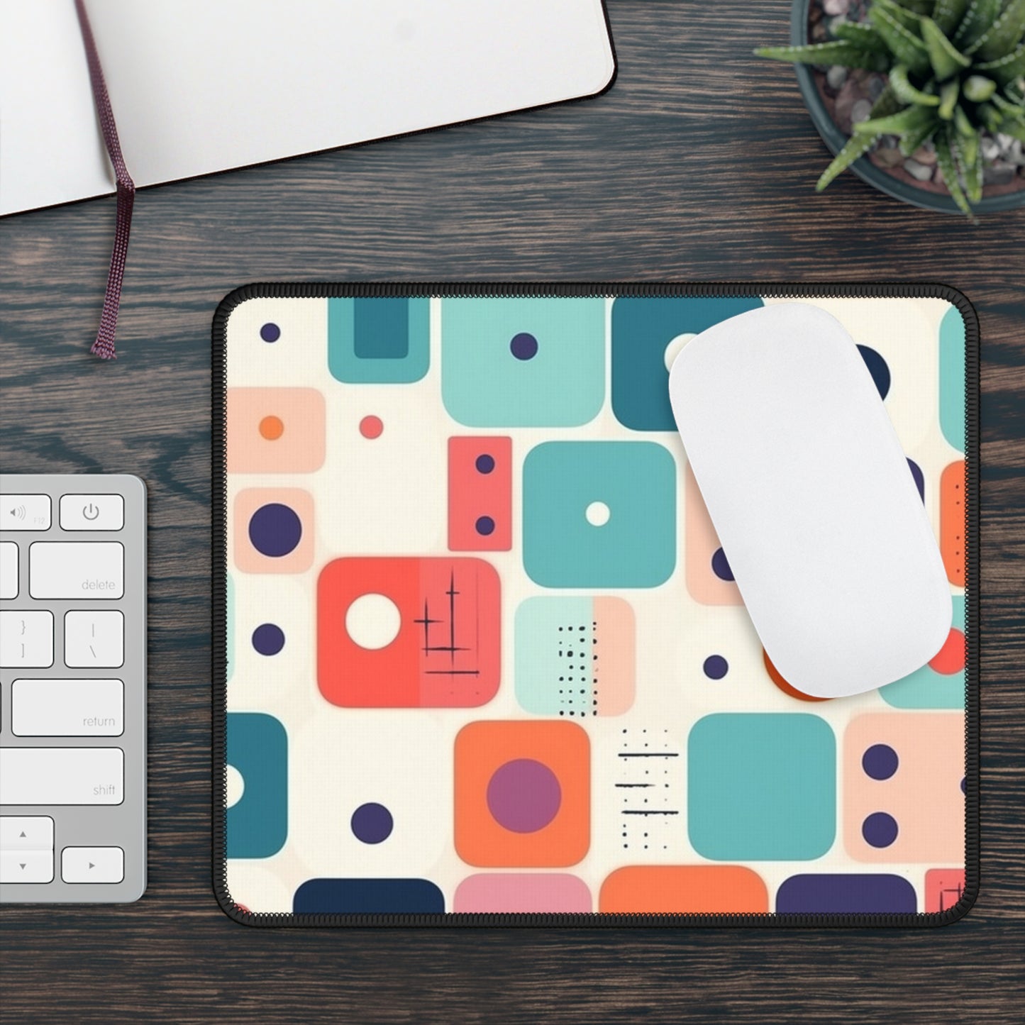 Retro Chic: Atomic Age-Inspired Gaming Mouse Pad with Midcentury Modern Design and 1960s Fashion